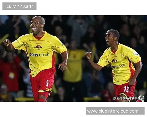 精英队迎战格拉夫夏普力争胜利展现团队实力与战术风采