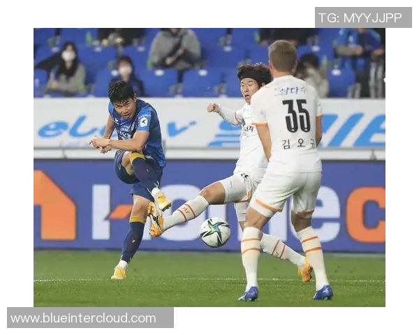 蔚山现代与济州联激战正酣谁能在这场对决中笑到最后 蔚山现代与济州联激战正酣谁能在这场对决中笑到最后