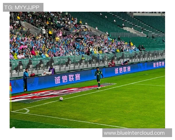 R马与高拉特的巅峰对决谁将成为中超赛场的传奇之星 R马与高拉特的巅峰对决谁将成为中超赛场的传奇之星