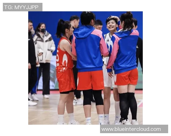 日本女篮与韩国女篮激战正酣谁将赢得亚洲篮球赛的荣耀与胜利