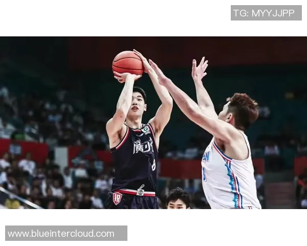 今晚CBA焦点战广州队迎战广东队期待精彩对决和激烈竞争