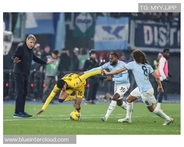 拉齐奥与亚特兰大比赛中越位争议引发热议球迷热议裁判判罚是否公正 拉齐奥与亚特兰大比赛中越位争议引发热议球迷热议裁判判罚是否公正