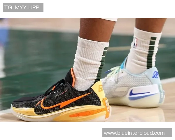 杰拉米格兰特的篮球之路与未来展望:从新秀到全能球员的蜕变之旅 杰拉米格兰特的篮球之路与未来展望:从新秀到全能球员的蜕变之旅