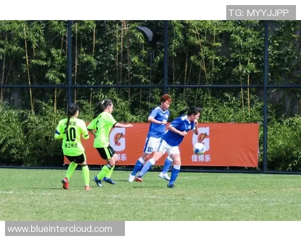 查尔顿与威科姆激战正酣比分揭晓引发球迷热议