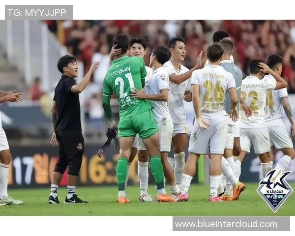 水原三星与首尔的激烈对决揭示了韩国足球的竞争魅力与未来发展潜力 水原三星与首尔的激烈对决揭示了韩国足球的竞争魅力与未来发展潜力